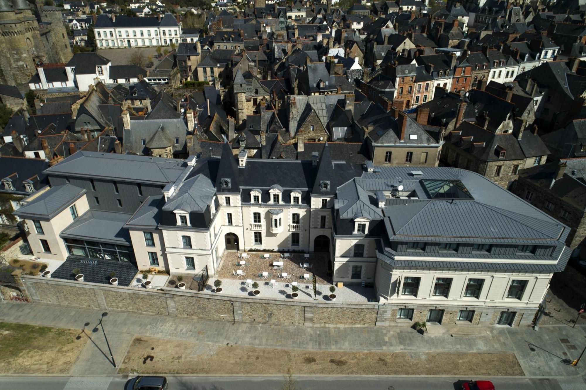 Le Magic Hotel & Spa Vitré Exterior foto